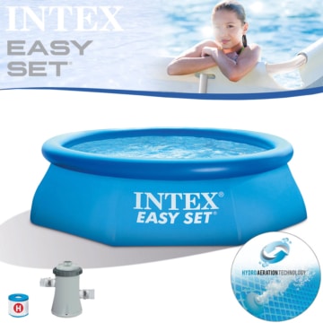 Kind im Wasser mit dem Intex Easy Pool 28122 - 305×76 cm inkl. Pumpe