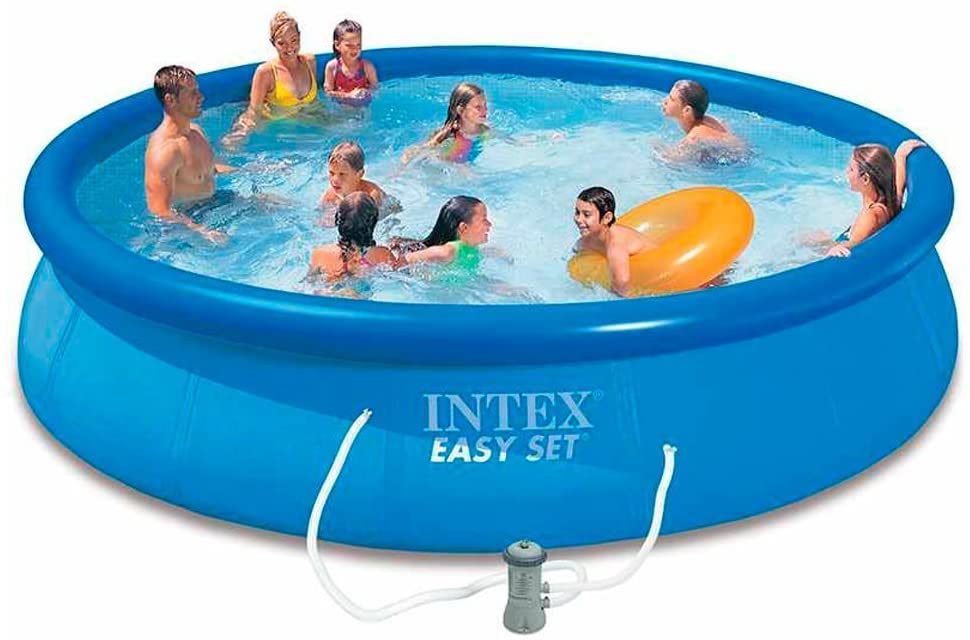 Spielende Kinder in ihrem Intex Easy Pool 28158 – 457×84 cm inkl. Pumpe