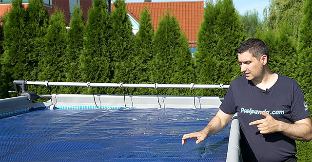 Pool heizen mit Solar Matten klappt am Besten mit einer Solarfolie.