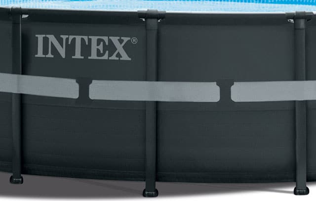 robusten Stahlskelett mit eingehängter Folie des Intex XTR Frame Pool 26330