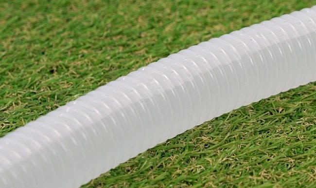 Luft im Poolschlauch Nahansicht